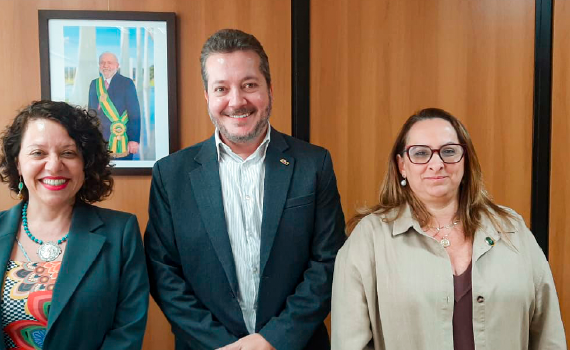 CFN debate formação em Nutrição em reunião com o Ministério da Educação
