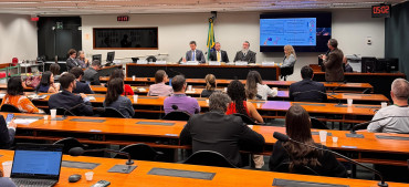 Câmara retoma debate sobre fiscalização de suplementos alimentares