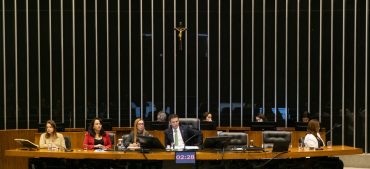 Sessão Solene na Câmara dos Deputados celebra o Dia do Nutricionista